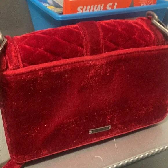 Rebecca Minkoff quilted red velvet cross body bag - Picture 7 of 9